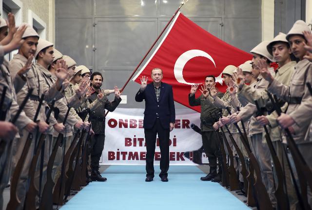 Young supporters in old military uniforms greet Turkey's President Recep Tayyip Erdogan in Istanbul (Tanjug/AP, file)